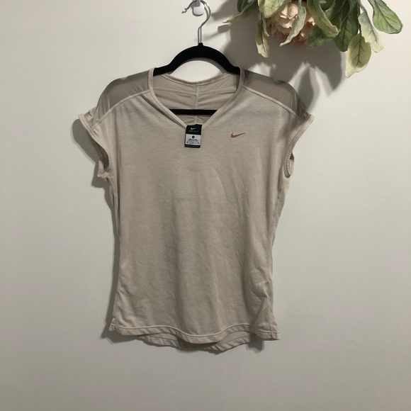 Nike Dry Fit tee - Picture 7 of 11